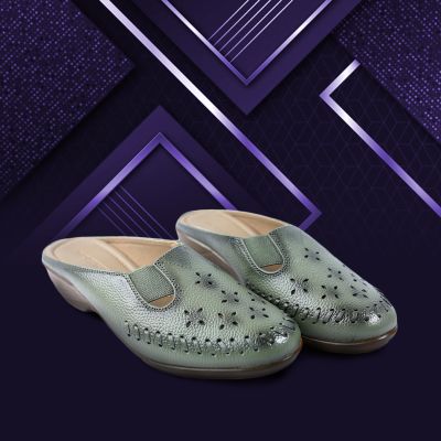 Women Woven Design Mules